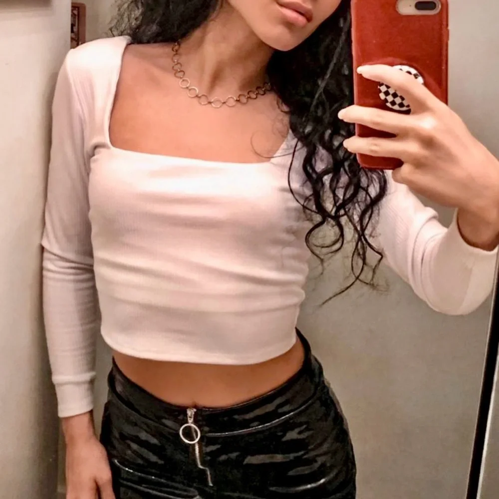 Free People Square-Neck Ribbed Long-Sleeve Crop Top - Picture 4 of 4